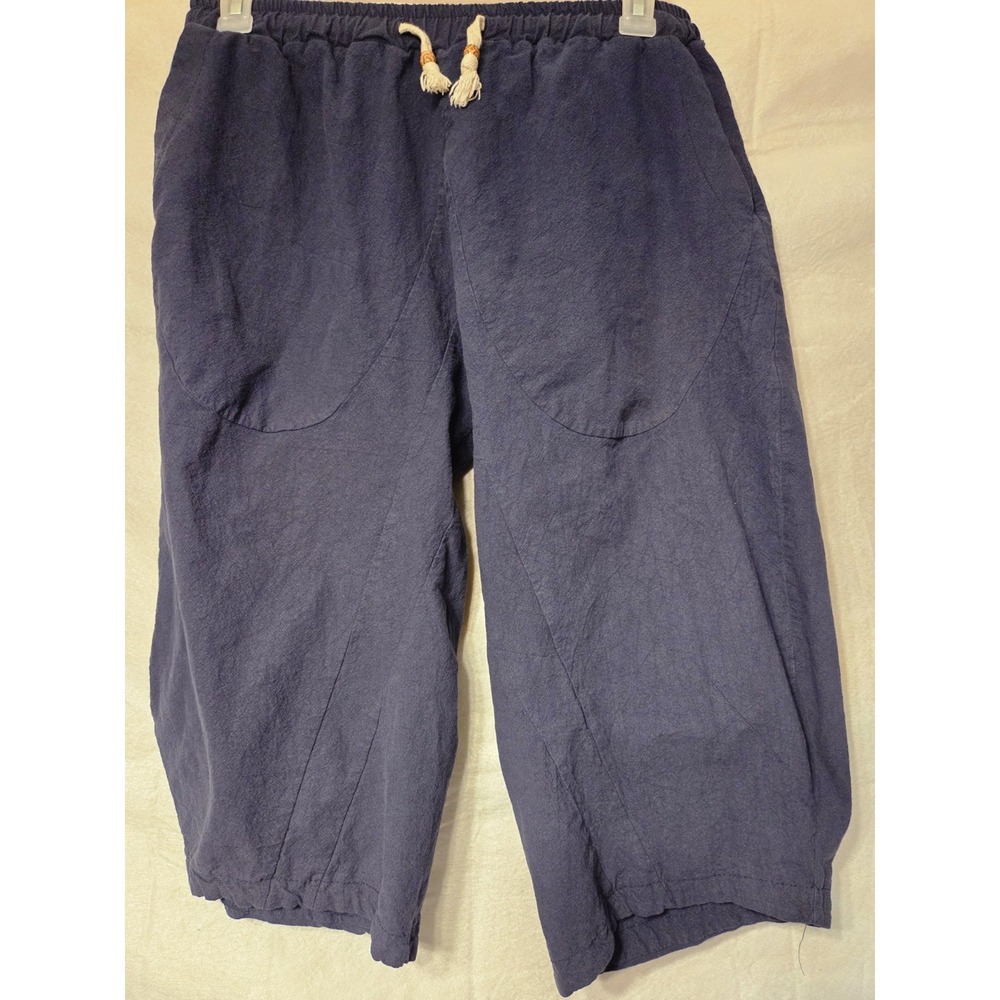 Tan Mo XL Navy Capri Pants